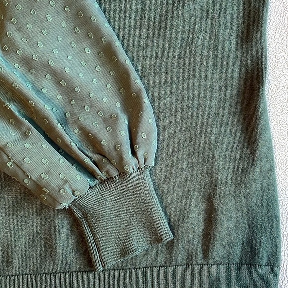 ADRIANNA PAPELL Green Pullover Sweater Top PolkaDot Sheer Sleeve V-neck Tie Sz S - Picture 12 of 12